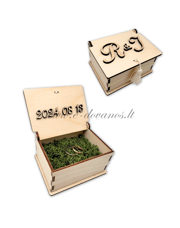 Medinė vestuvinių žiedų dėžutė su inicialais