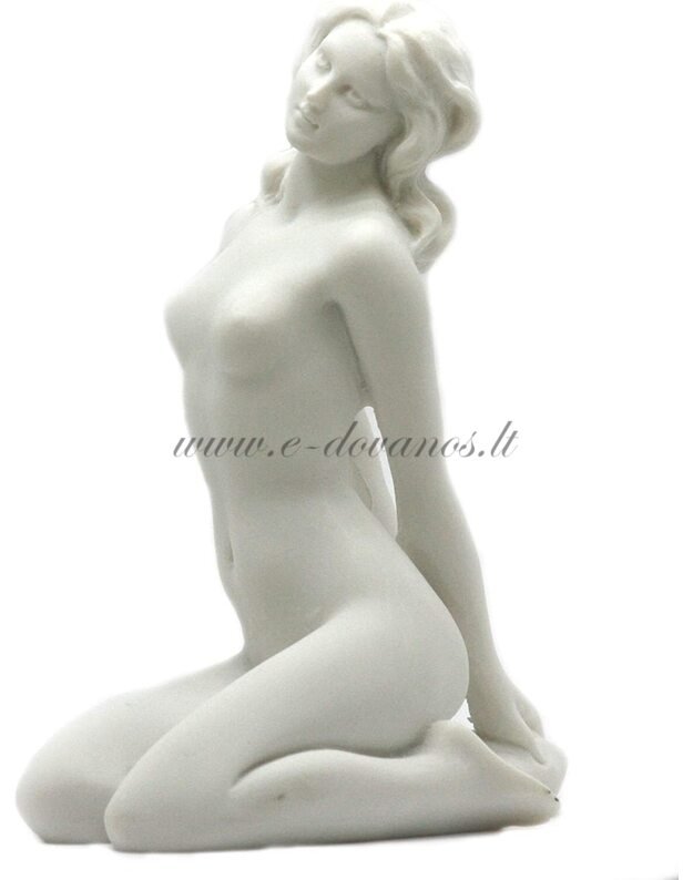 Alebastro statulėlė „Moteris“